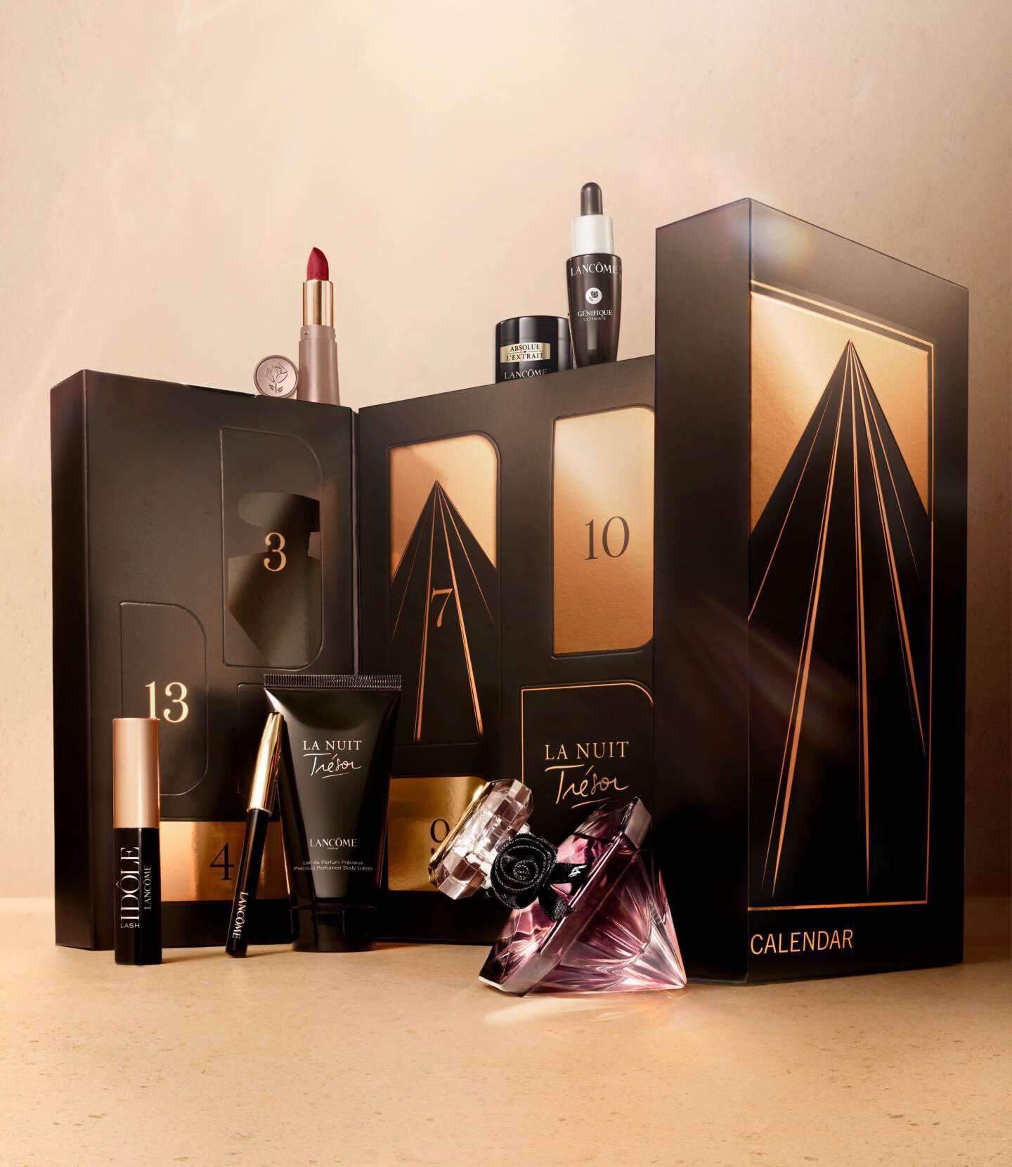 LA NUIT TRESOR LOVE CALENDAR